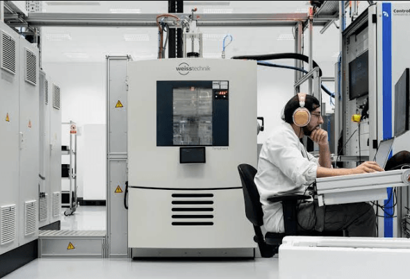 Improving Product Reliability Through Controlled Water-Resistance Testing