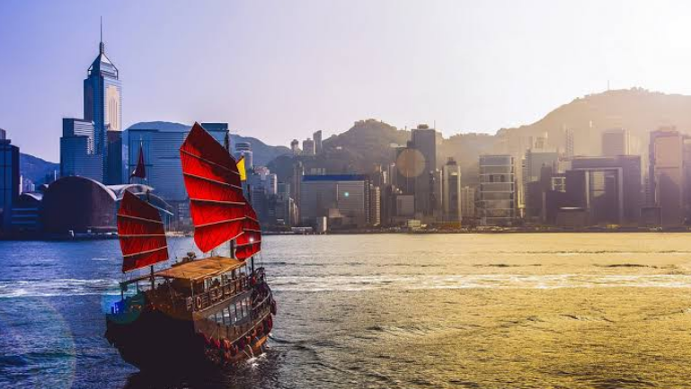 Top Hong Kong Travel Attractions Tourists Love